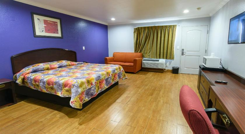 Hyland Motel Long Beach 7/27