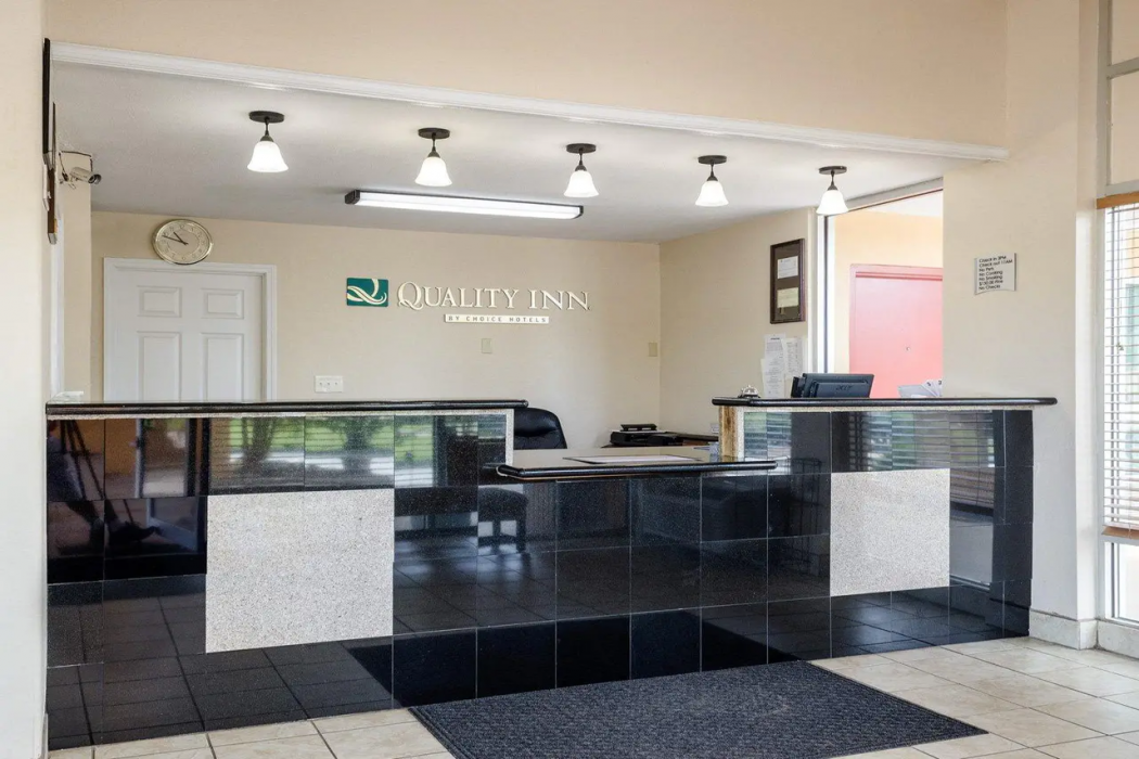 Quality Inn Louisville MS 6/22