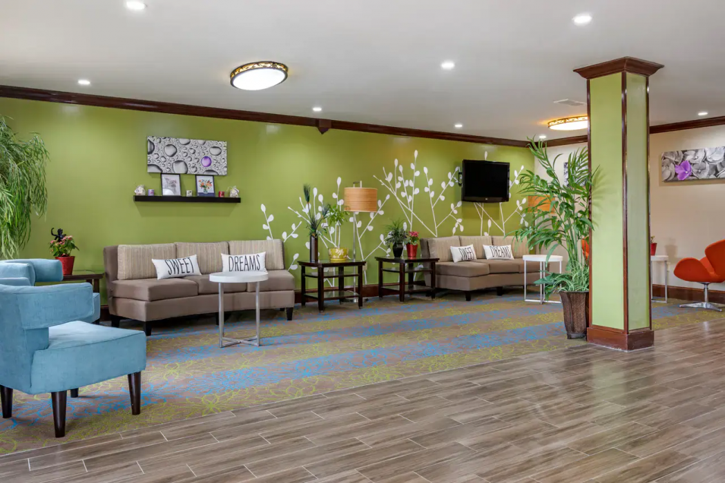 Sleep Inn & Suites Brunswick North, GA 5/31