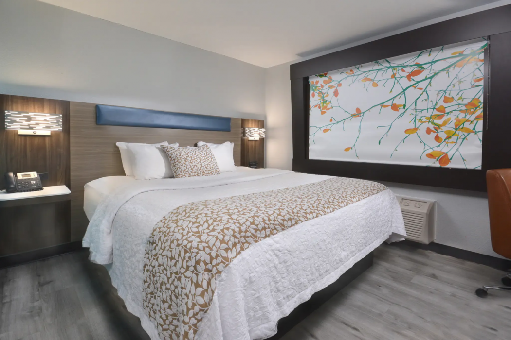 Brookstone Lodge near Biltmore Village, an Ascend Collection Hotel 12/23