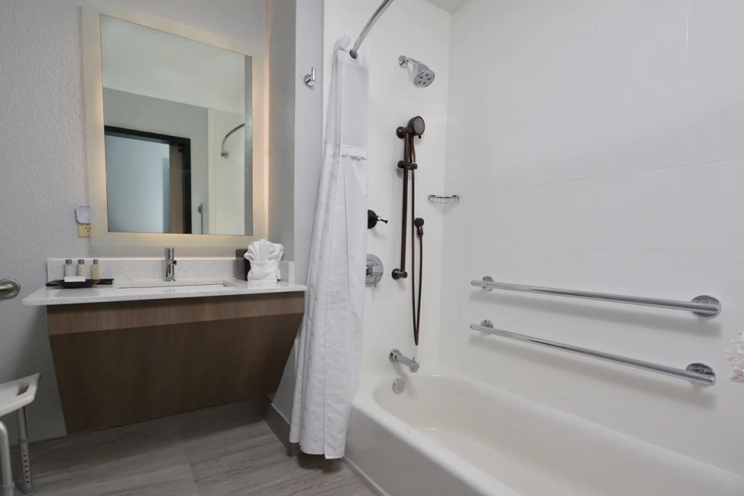 Brookstone Lodge near Biltmore Village, an Ascend Collection Hotel 5/23