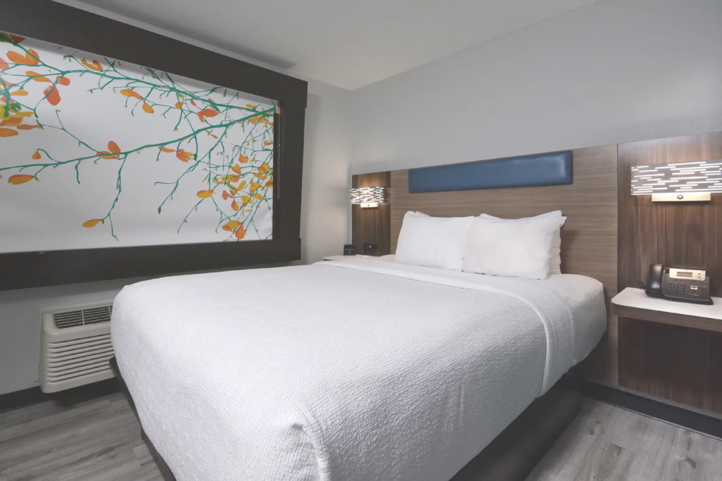 Brookstone Lodge near Biltmore Village, an Ascend Collection Hotel 7/23