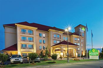 Holiday Inn Express Suites Ardmore An Ihg Hotel 1/55