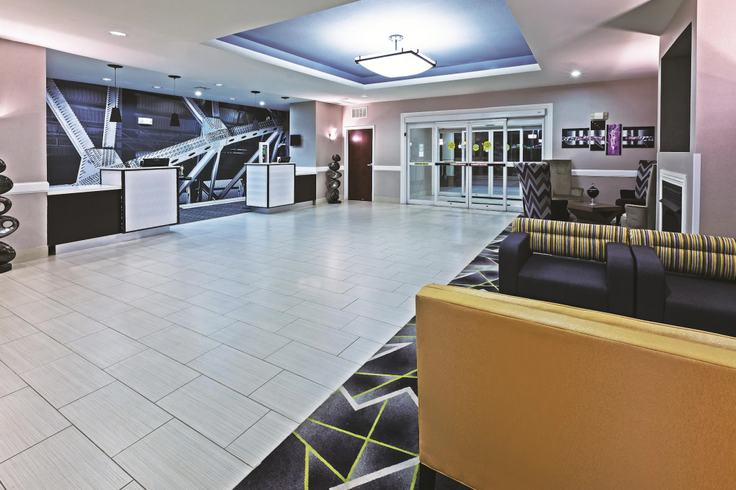 Holiday Inn Express Suites Ardmore An Ihg Hotel 4/55