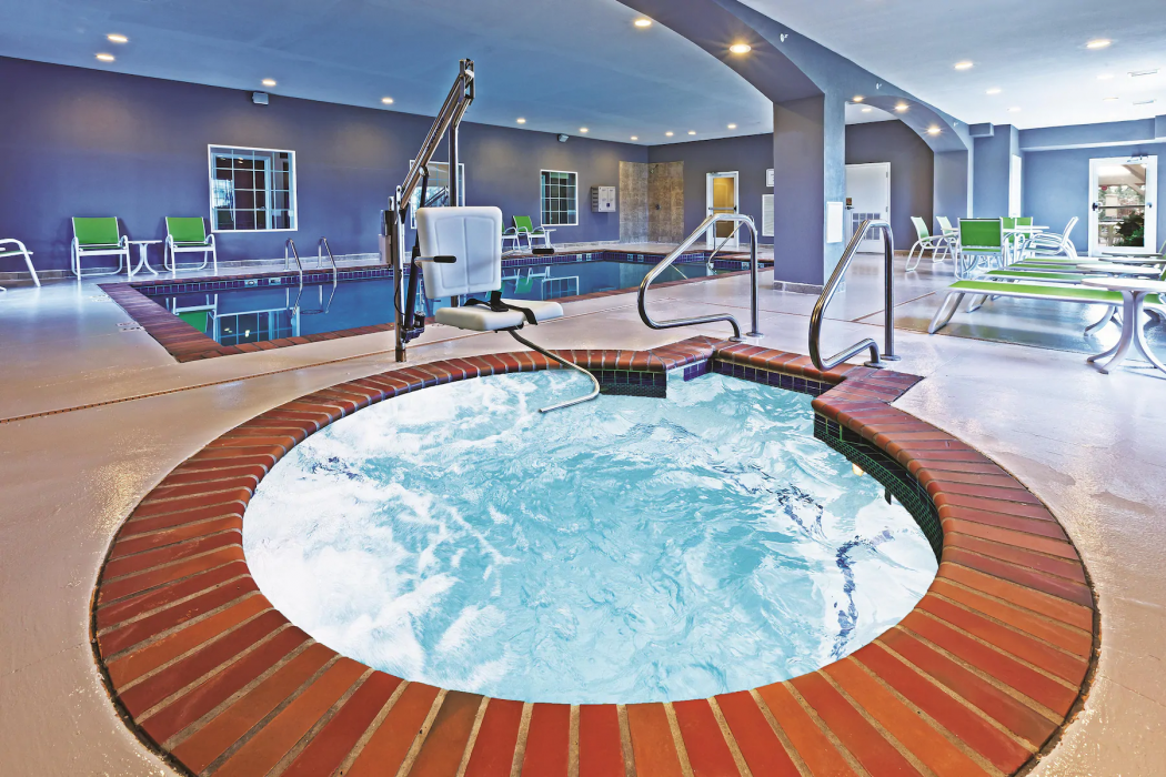 Holiday Inn Express Suites Ardmore An Ihg Hotel 27/55