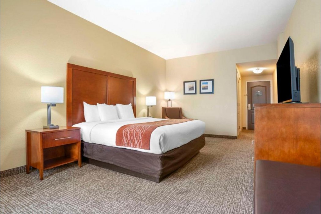 Comfort Inn & Suites Daphne Spanish Fort - Mobile East 8/39