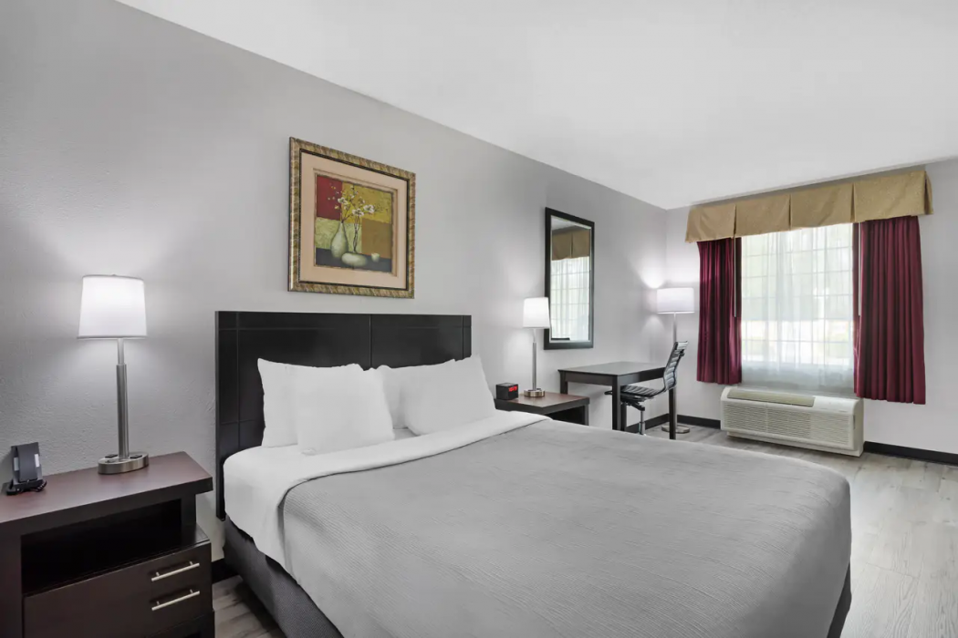 Quality Inn Andrews, NC 21/47