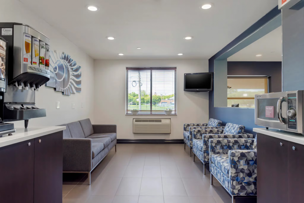 Avion Inn Near LGA Airport, an Ascend Collection Hotel 19/23