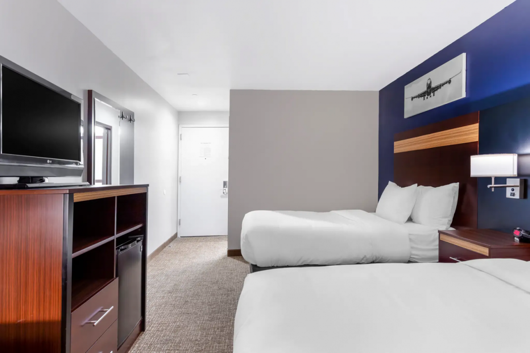 Avion Inn Near LGA Airport, an Ascend Collection Hotel 12/23