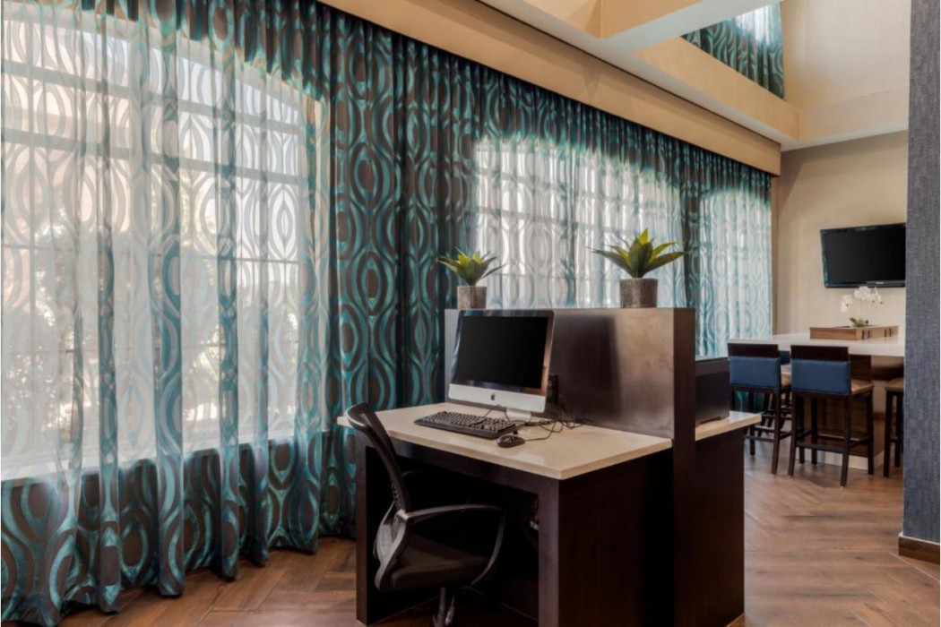 Comfort Suites Waco North - Near University Area 17/30