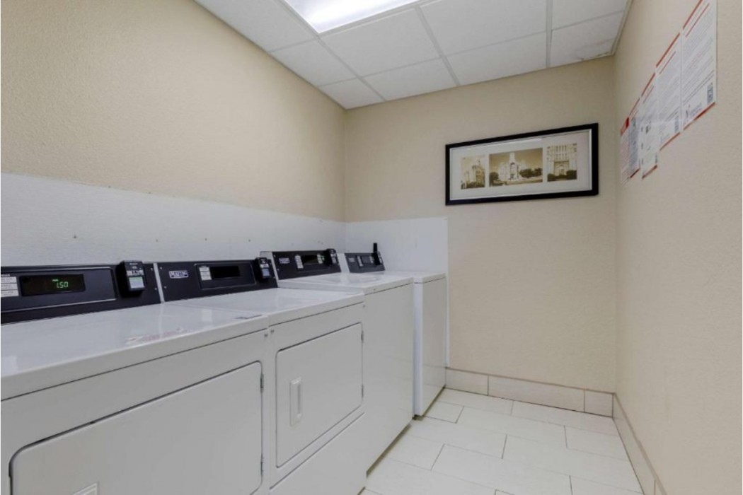 Comfort Suites Waco North - Near University Area 19/30