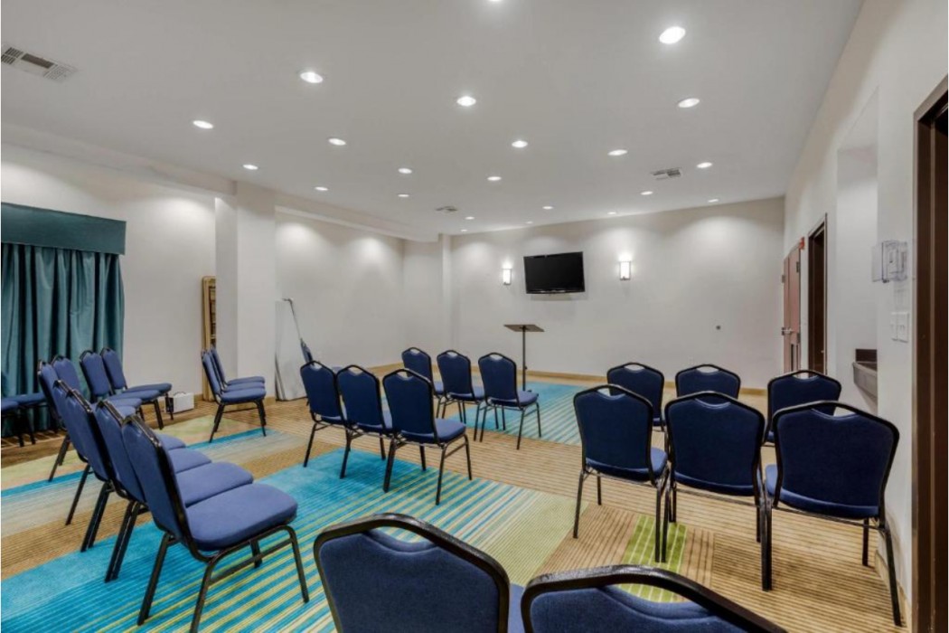 Comfort Suites Waco North - Near University Area 18/30