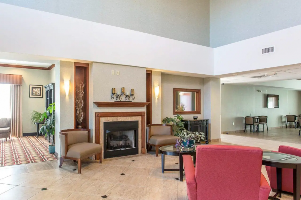 Comfort Inn & Suites Madisonville KY 5/33