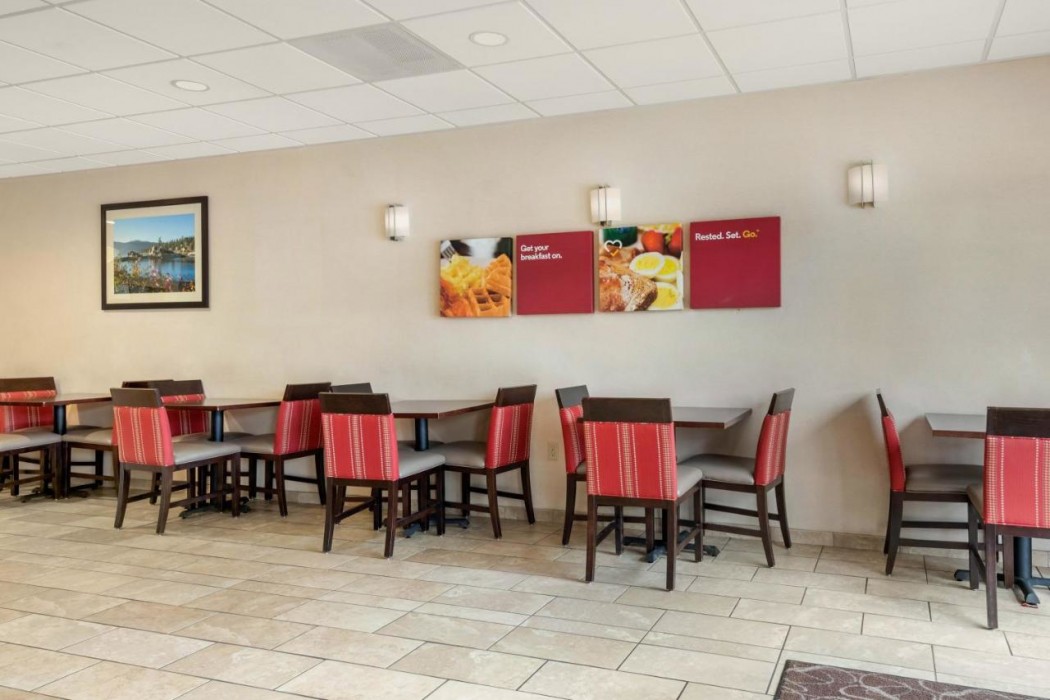 Comfort Suites Near City of Industry - Los Angeles 17/23