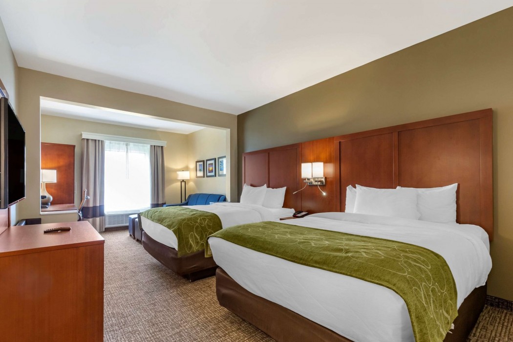 Comfort Suites Near Camp Lejeune 6/39