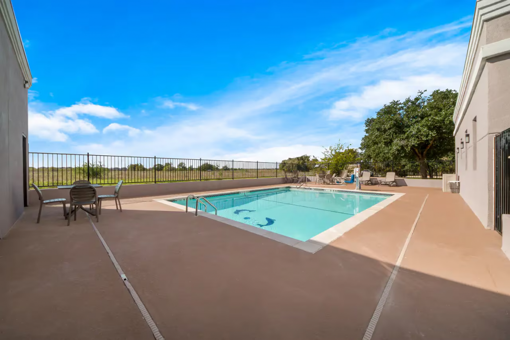 Comfort Suites Bastrop 17/36