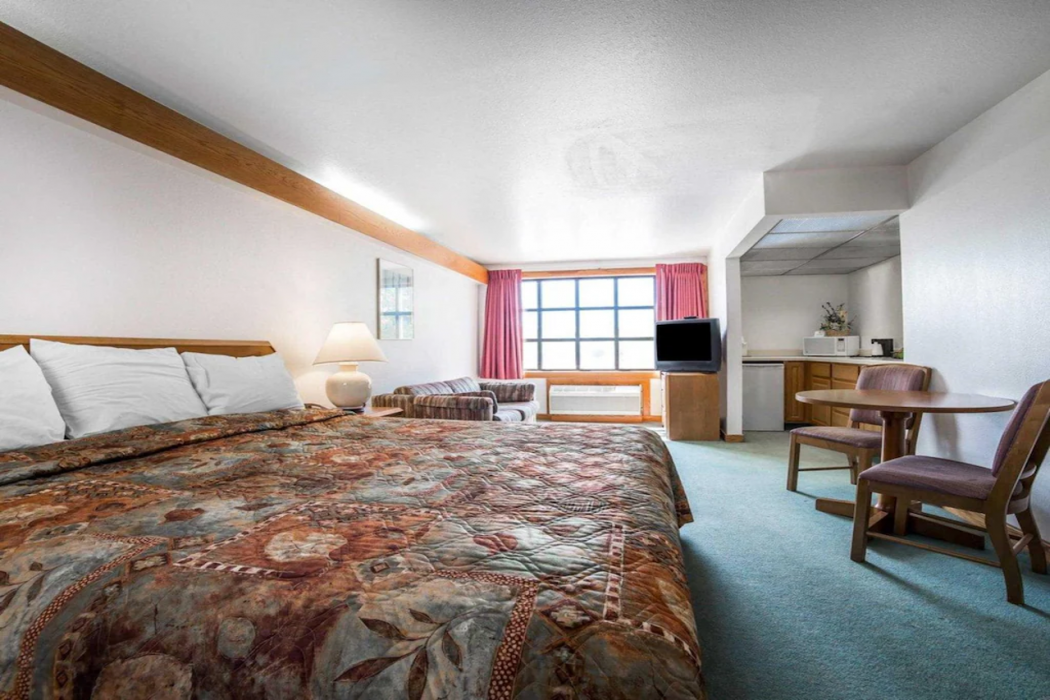 Airport FairBridge Inn Express Billings Downtown 7/25