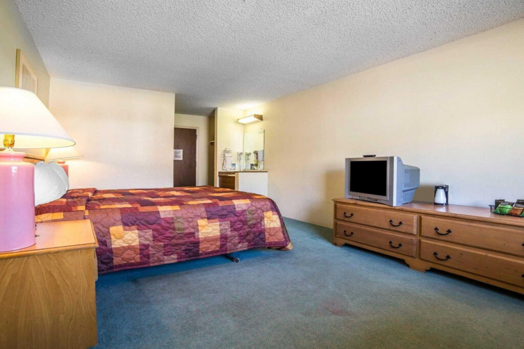 Airport FairBridge Inn Express Billings Downtown 4/25