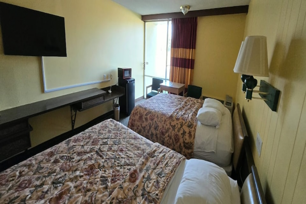 Sunset Inn Manning I 95 18/48