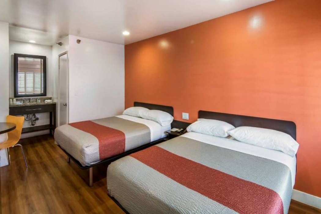 Motel6 Monterey Park, CA 6/47