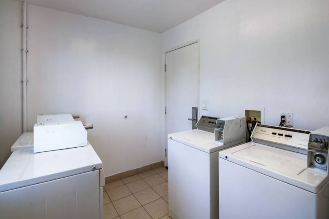Motel6 Monterey Park, CA 21/47