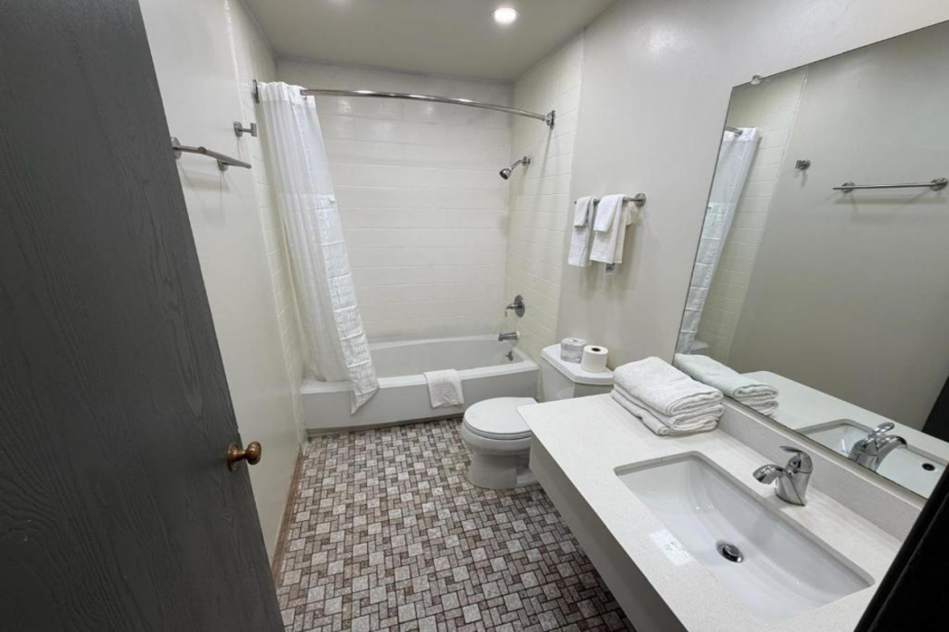 Ramada by Wyndham Stevens Point 20/36