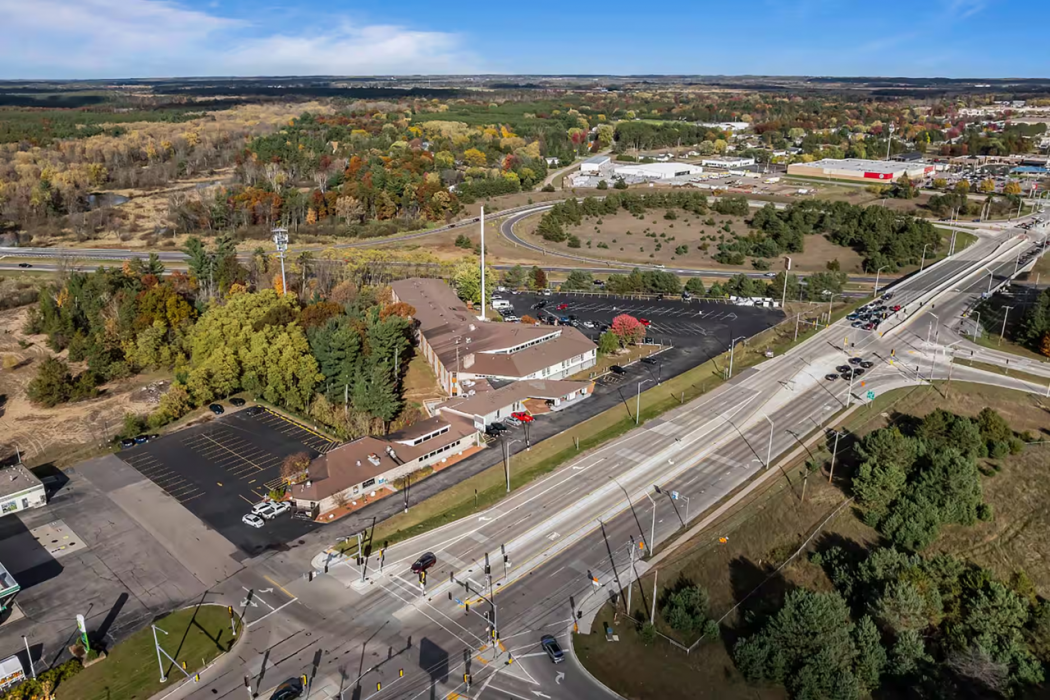 Ramada by Wyndham Stevens Point 2/36