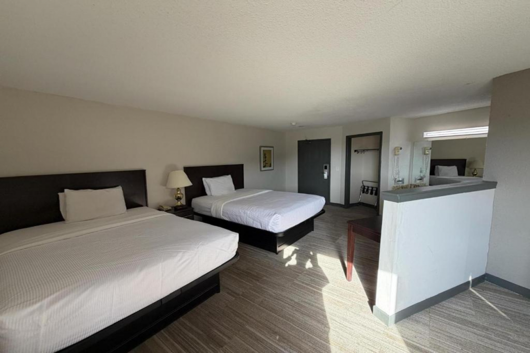Ramada by Wyndham Stevens Point 14/36
