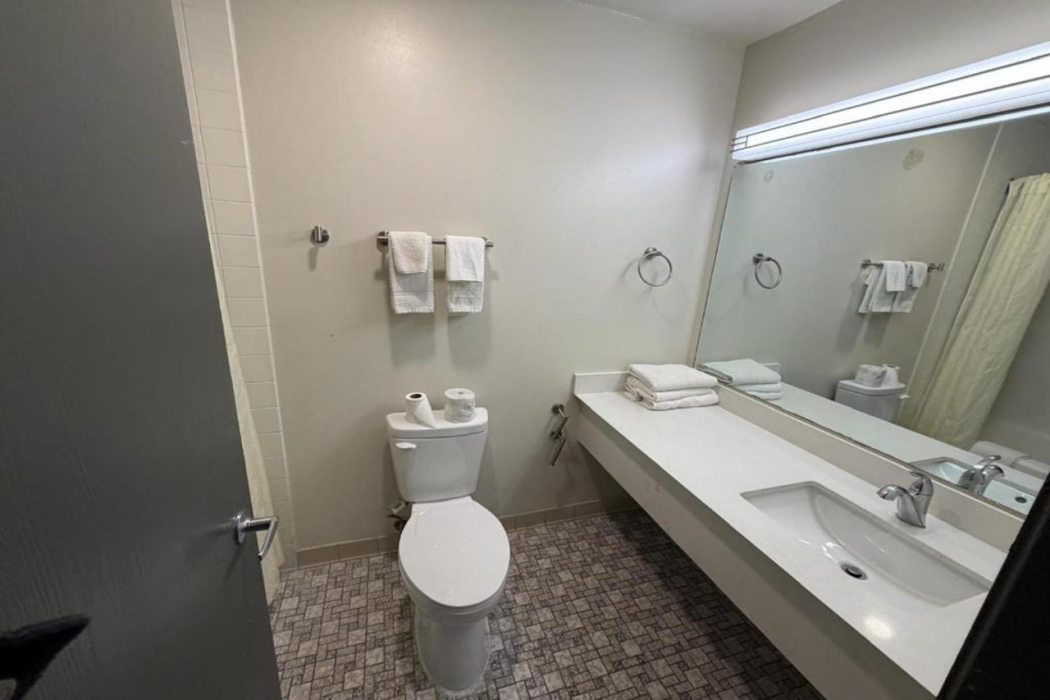 Ramada by Wyndham Stevens Point 21/36