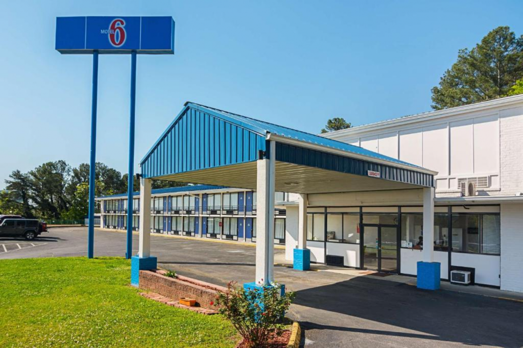 Motel6 Cleveland, TN