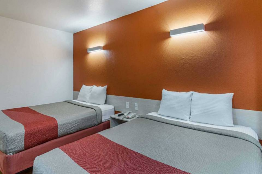 Motel6 McAlester, OK 10/39