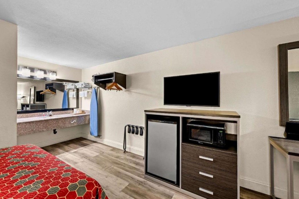 Econo Lodge Kingsport East 9/38
