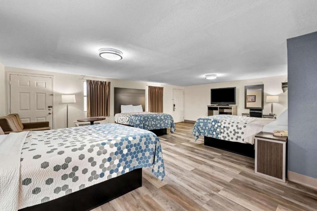 Econo Lodge Kingsport East 10/38