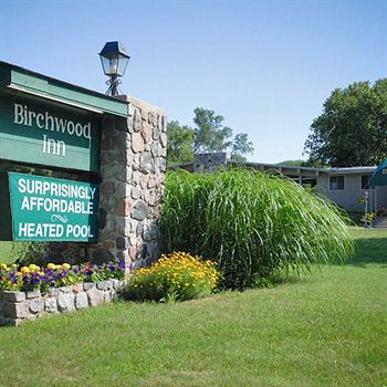 Birchwood Inn 1/48