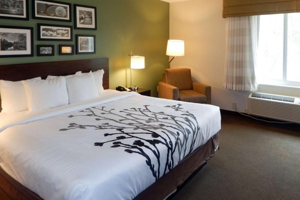 Sleep Inn & Suites Evergreen I-65 11/34