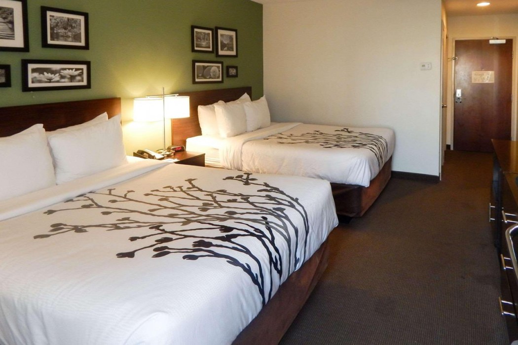 Sleep Inn & Suites Evergreen I-65 12/34