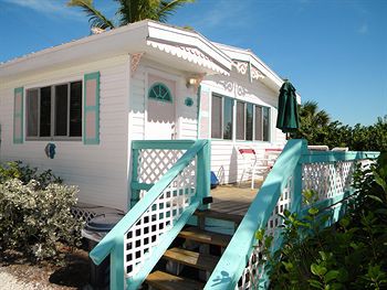 Gulf Breeze Cottages