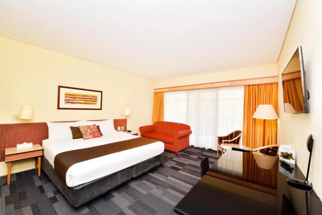 Mercure Alice Springs Resort 7/57