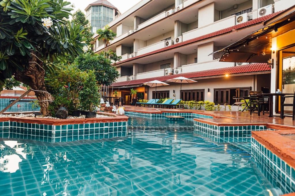 Gazebo Resort Pattaya 69/90