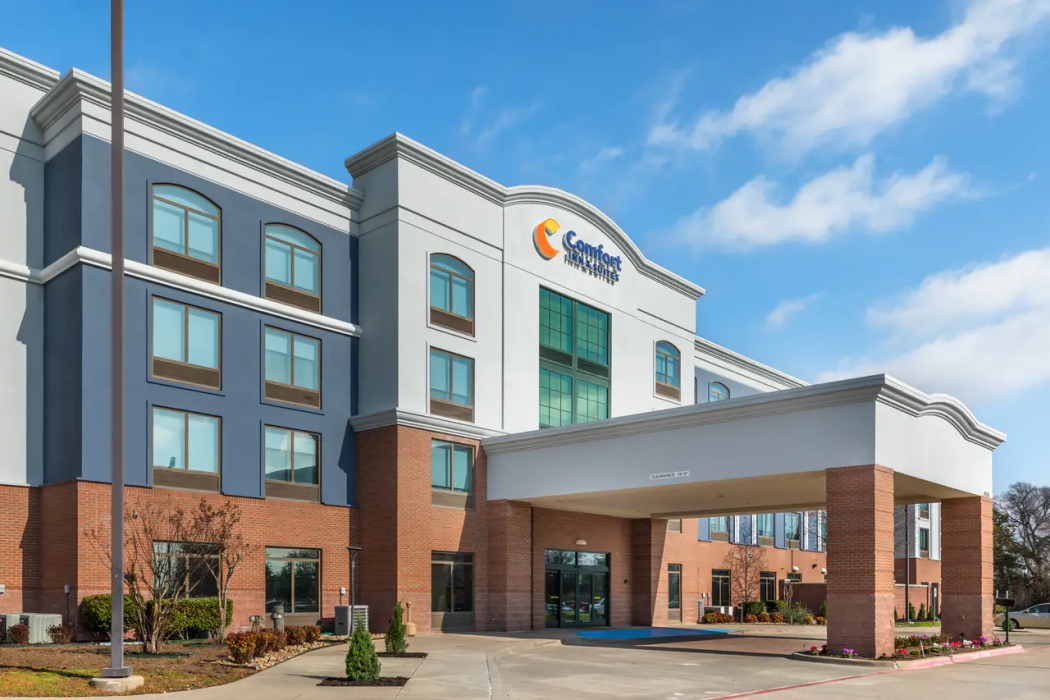 Comfort Inn & Suites Frisco East - McKinney 1/65