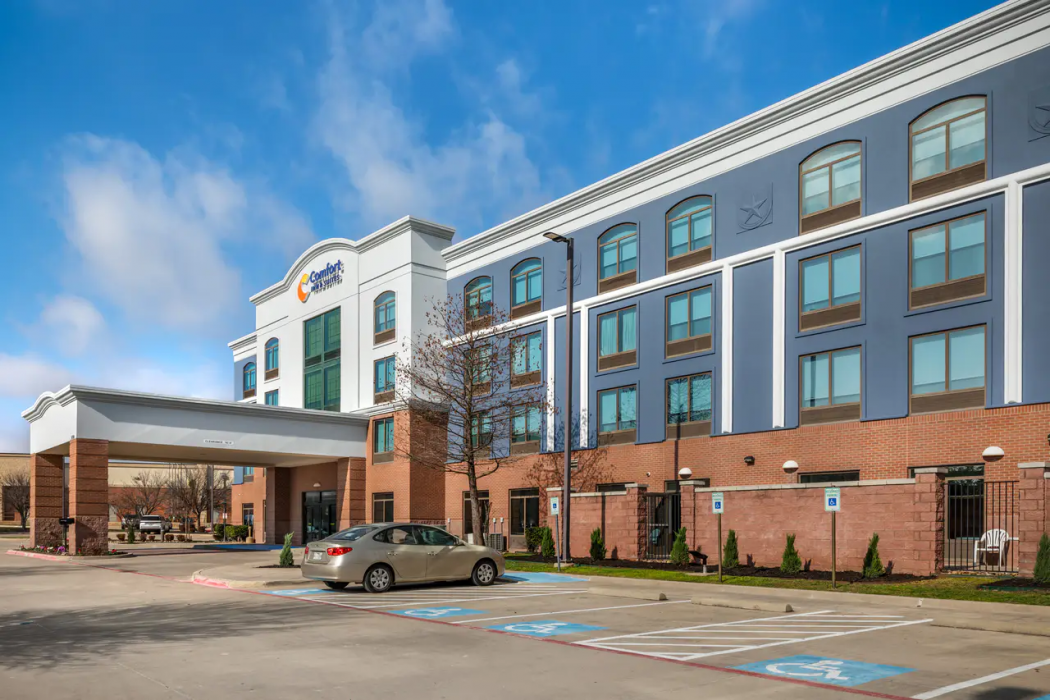 Comfort Inn & Suites Frisco East - McKinney 2/65