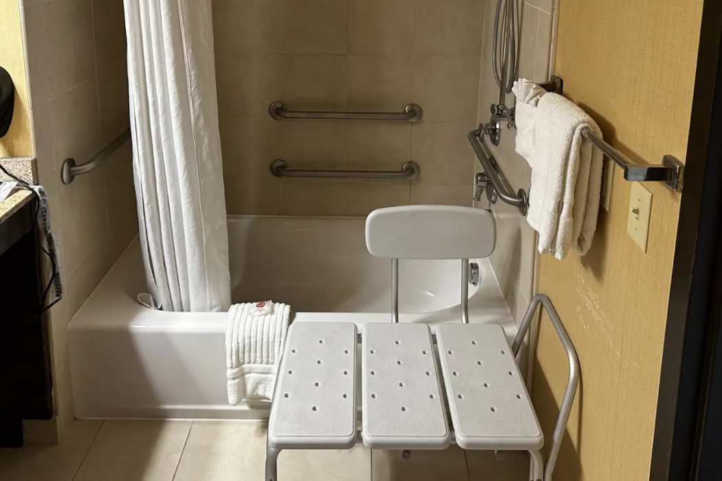 Comfort Inn & Suites Frisco East - McKinney 19/65
