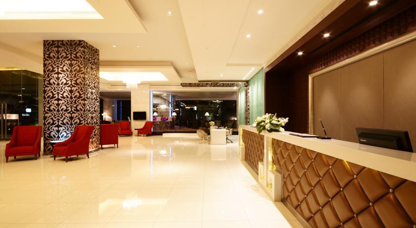 Lobby at Aetas Bangkok Hotel, BANGKOK