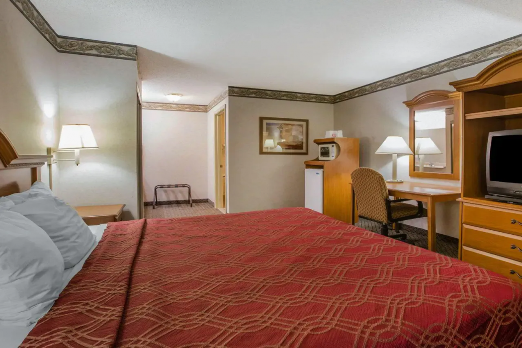Econo Lodge Villa Rica, GA 12/22