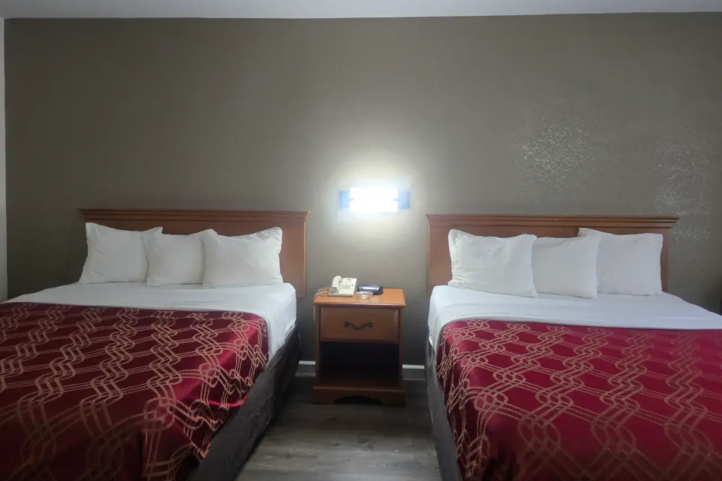 Econo Lodge Villa Rica, GA 8/22