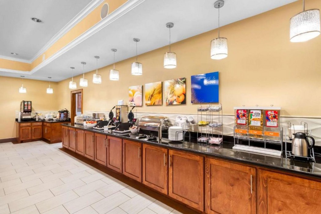 Comfort Suites At Katy Mills 19/45