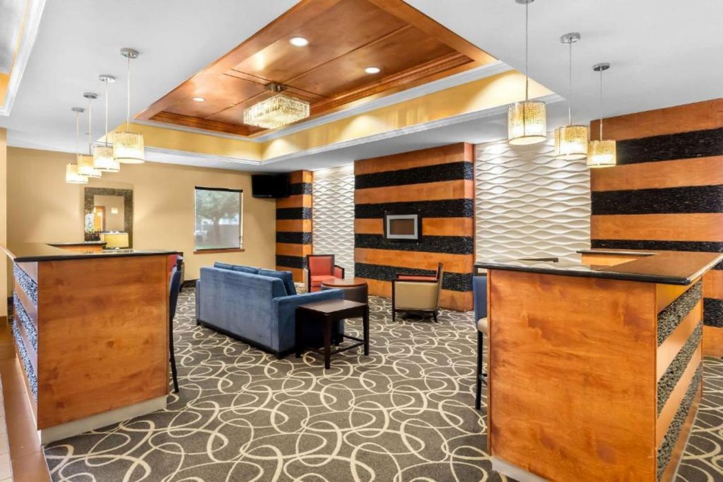 Comfort Suites At Katy Mills 21/45