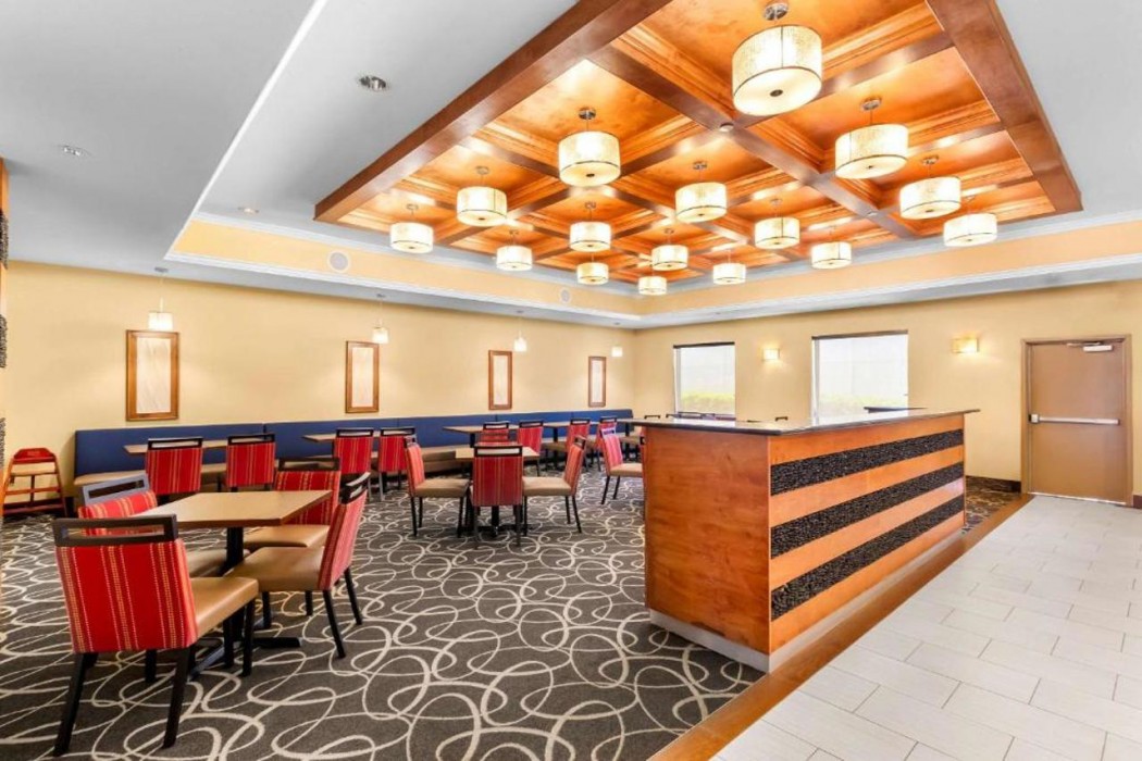 Comfort Suites At Katy Mills 20/45