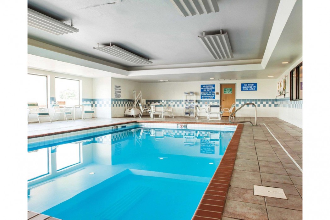 Comfort Inn Goshen, IN 21/36