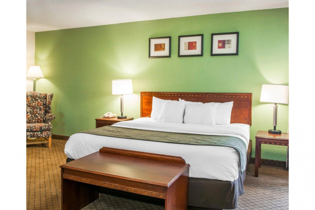 Comfort Inn Goshen, IN 13/36